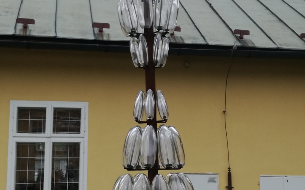 Slovensko - Lednické Rovné - návšteva sklárne + Trenčín - prehliadka mesta 19,- €