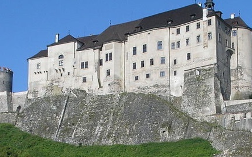 Čechy - Po stopách Šternberkovcov - Český Šternberk - Křivoklát - palác Šternberkových Praha 199,- €