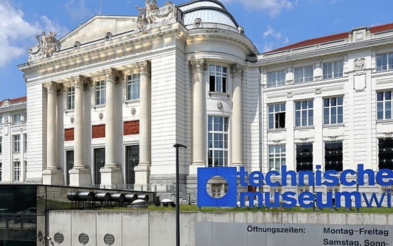 Rakúsko - Viedeň - prírodovedné, tech. múzeum, dom mora 20,-  €